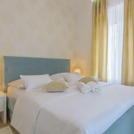 Apartment Arcus - Peaceful Terrace In Center