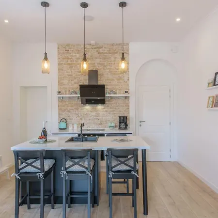 Arcus With Beautiful Terrace Апартаменти *