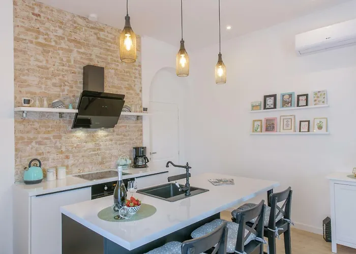 Lägenhet Arcus - Peaceful Terrace In Center